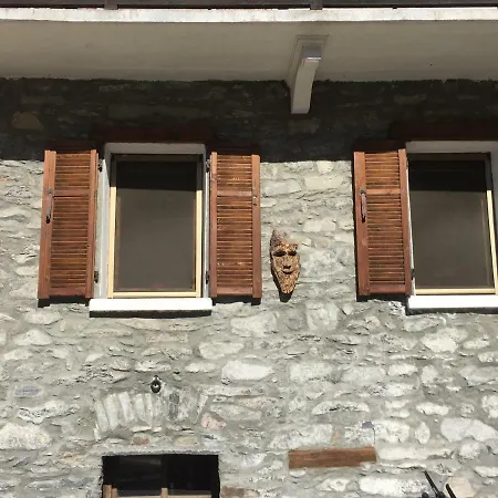 La Maison Du Pont Mont Blanc Appartement *