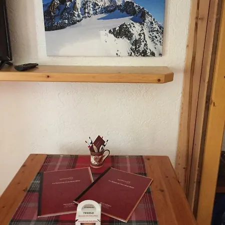La Maison Du Pont Mont Blanc Apartment